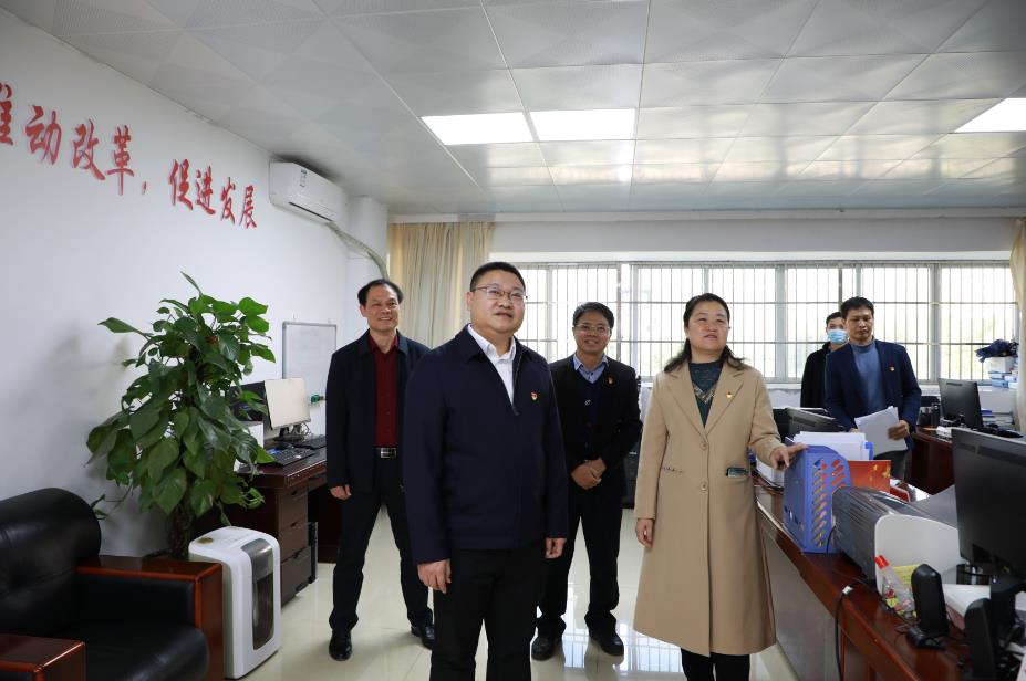 覃子骅到市委巡察机构调研指导时强调 凝心聚力推进新一届市委巡察工作 为崇左经济社会发展再立新功